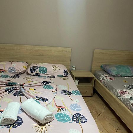 טיראנה Guesthouse Sense מראה חיצוני תמונה