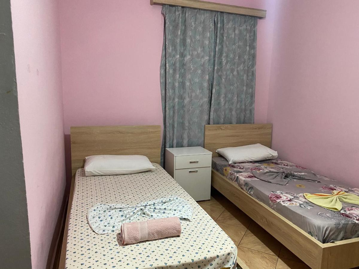 טיראנה Guesthouse Sense מראה חיצוני תמונה