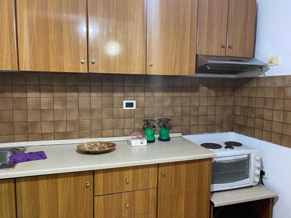 טיראנה Guesthouse Sense מראה חיצוני תמונה