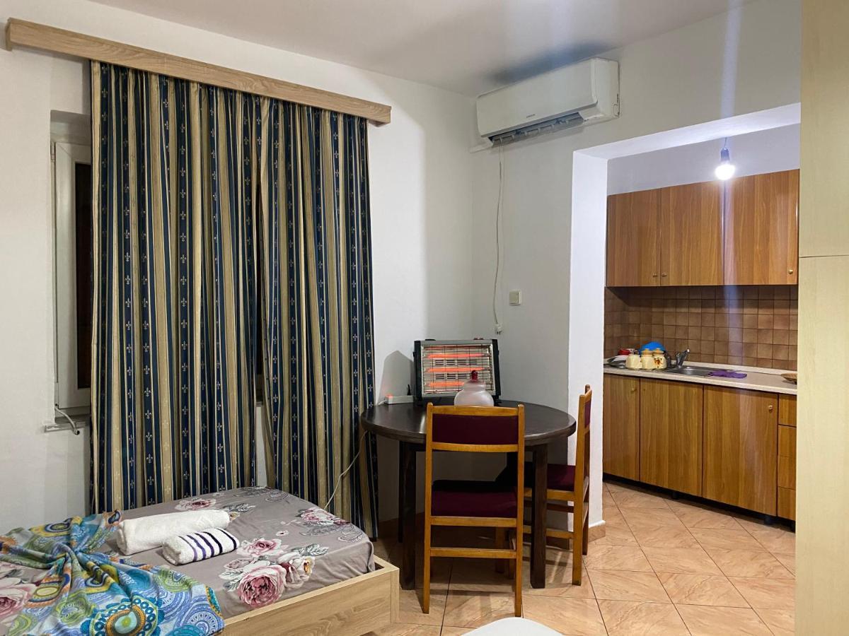 טיראנה Guesthouse Sense מראה חיצוני תמונה